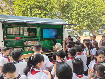 Rung chuông vàng Tiếng Anh