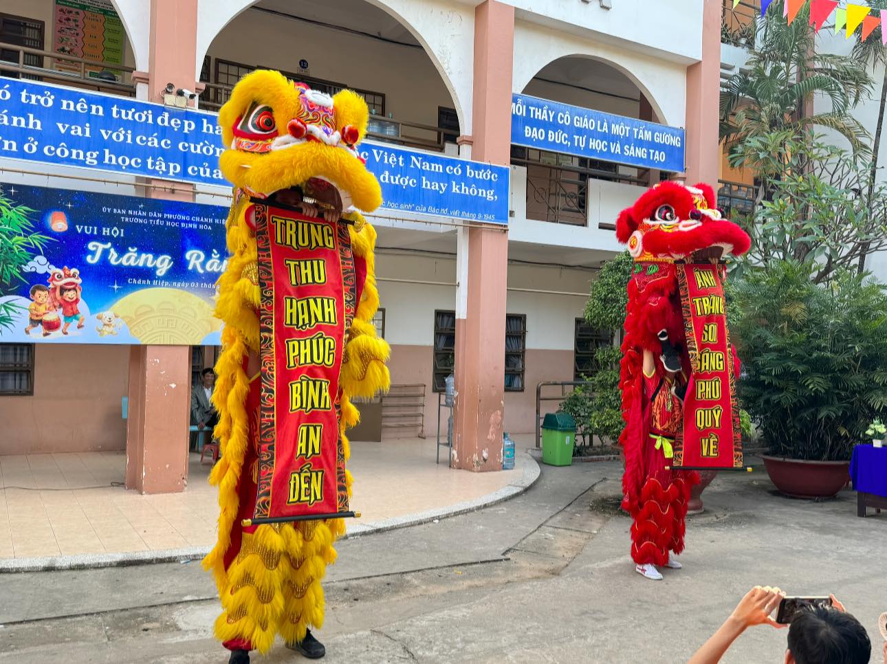 Vui hội trăng rằm