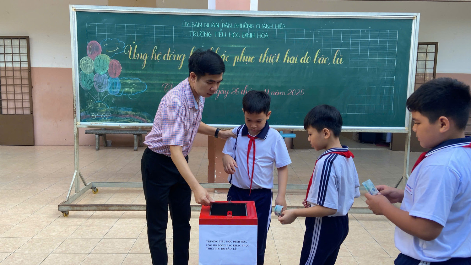 z7263613067316 0a9def32315b9755af36a81d77582618