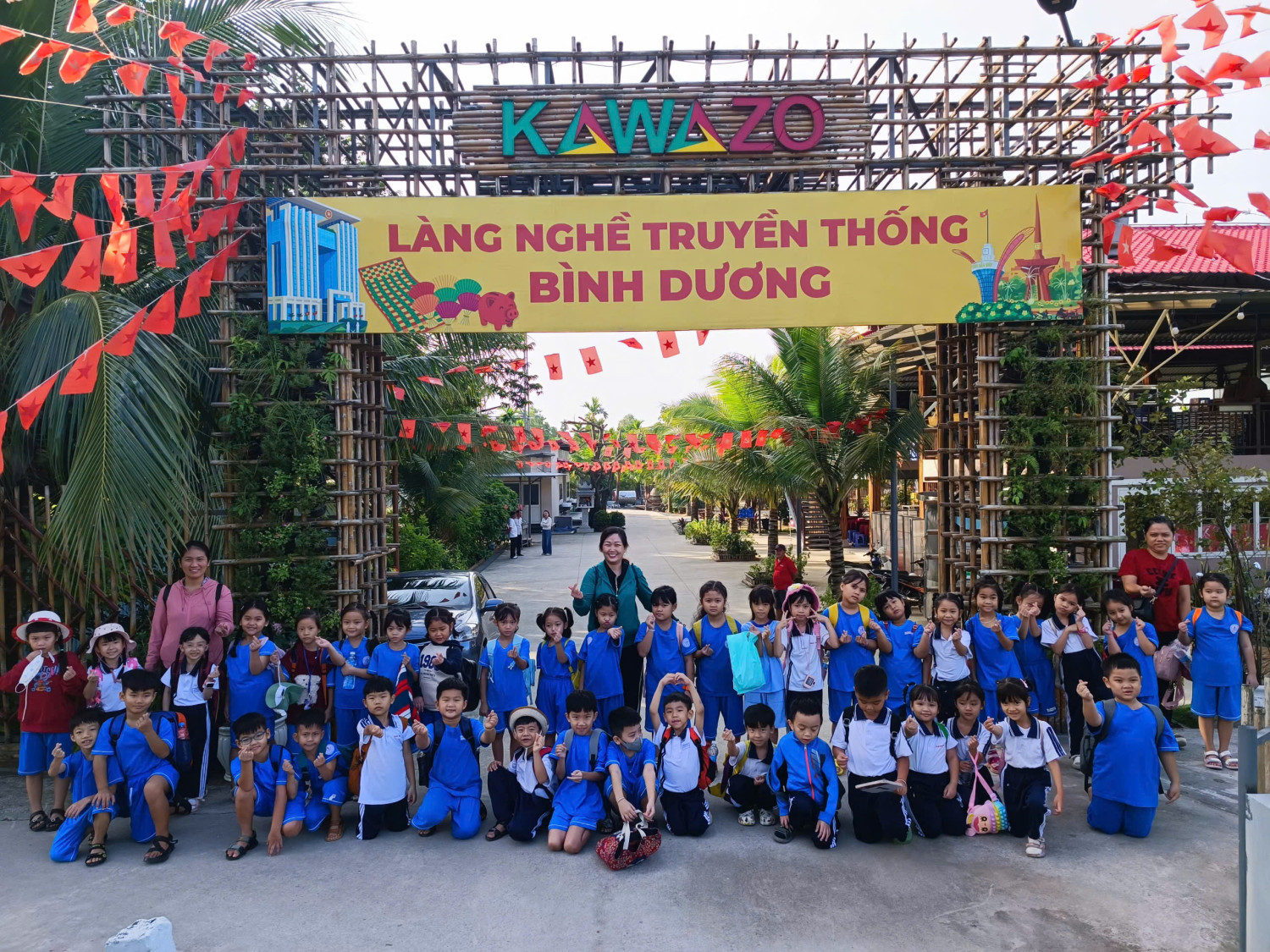 Hoạt động trải nghiệm làng nghề truyền thống Bình Dương