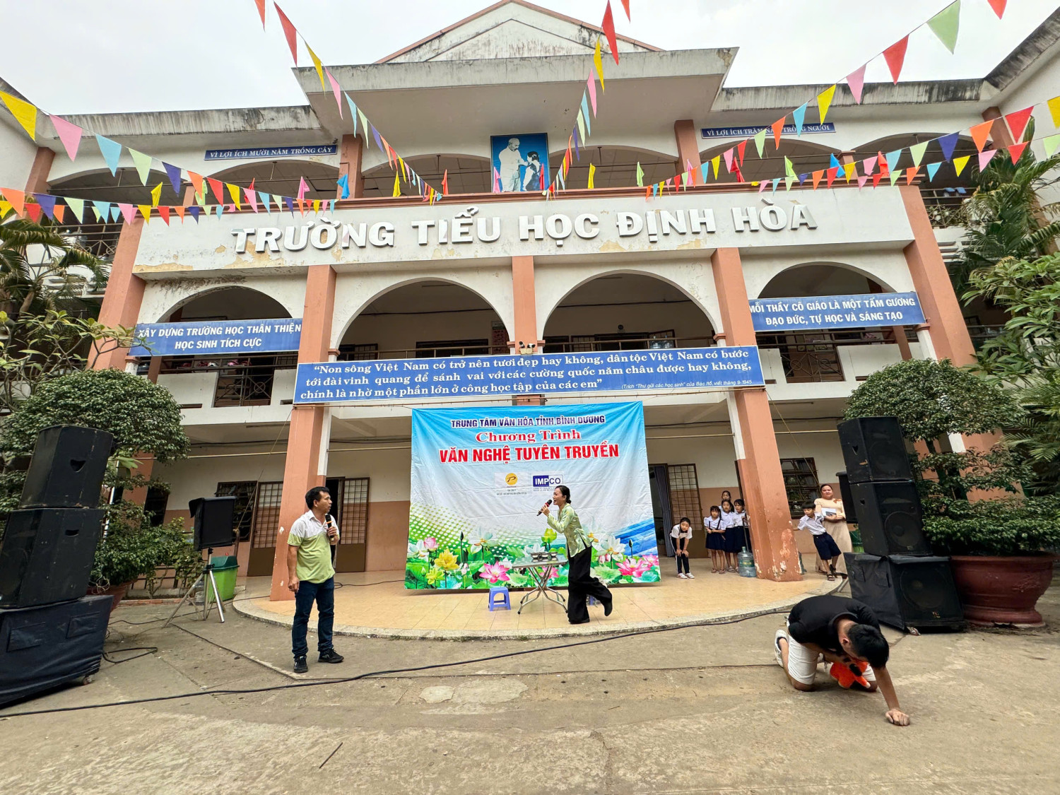 z7283805182884 7c02bdefd59f4f515eb9b2a7c1ba6945